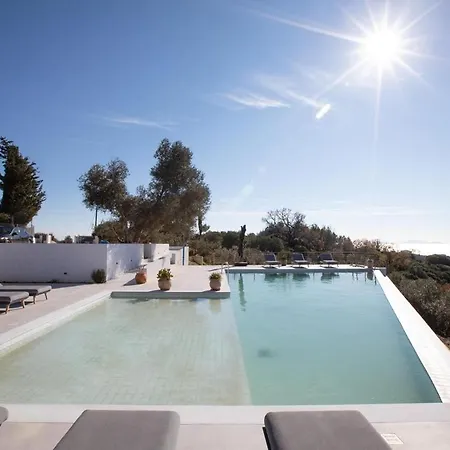 Willa Exclusive Petalouda