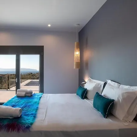 Willa Exclusive Petalouda