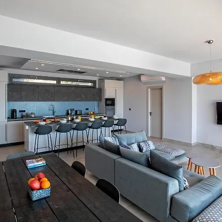 Exclusive Petalouda * Ratzaklíon