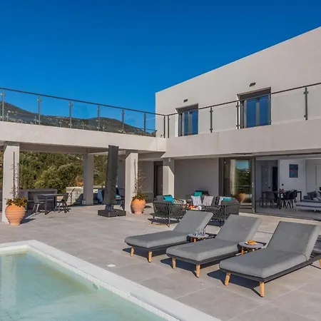 Exclusive Petalouda * Ratzaklíon